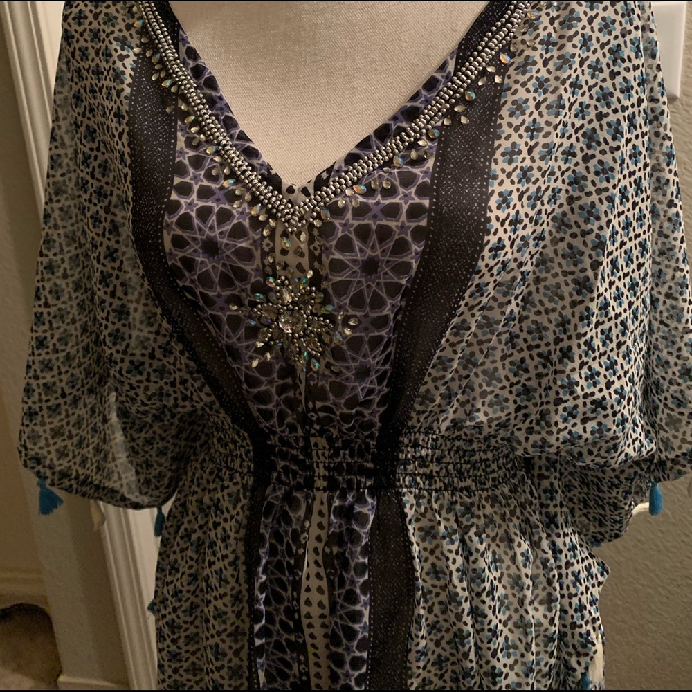 Gorgeous boho beach coverup! - Picture 2 of 11